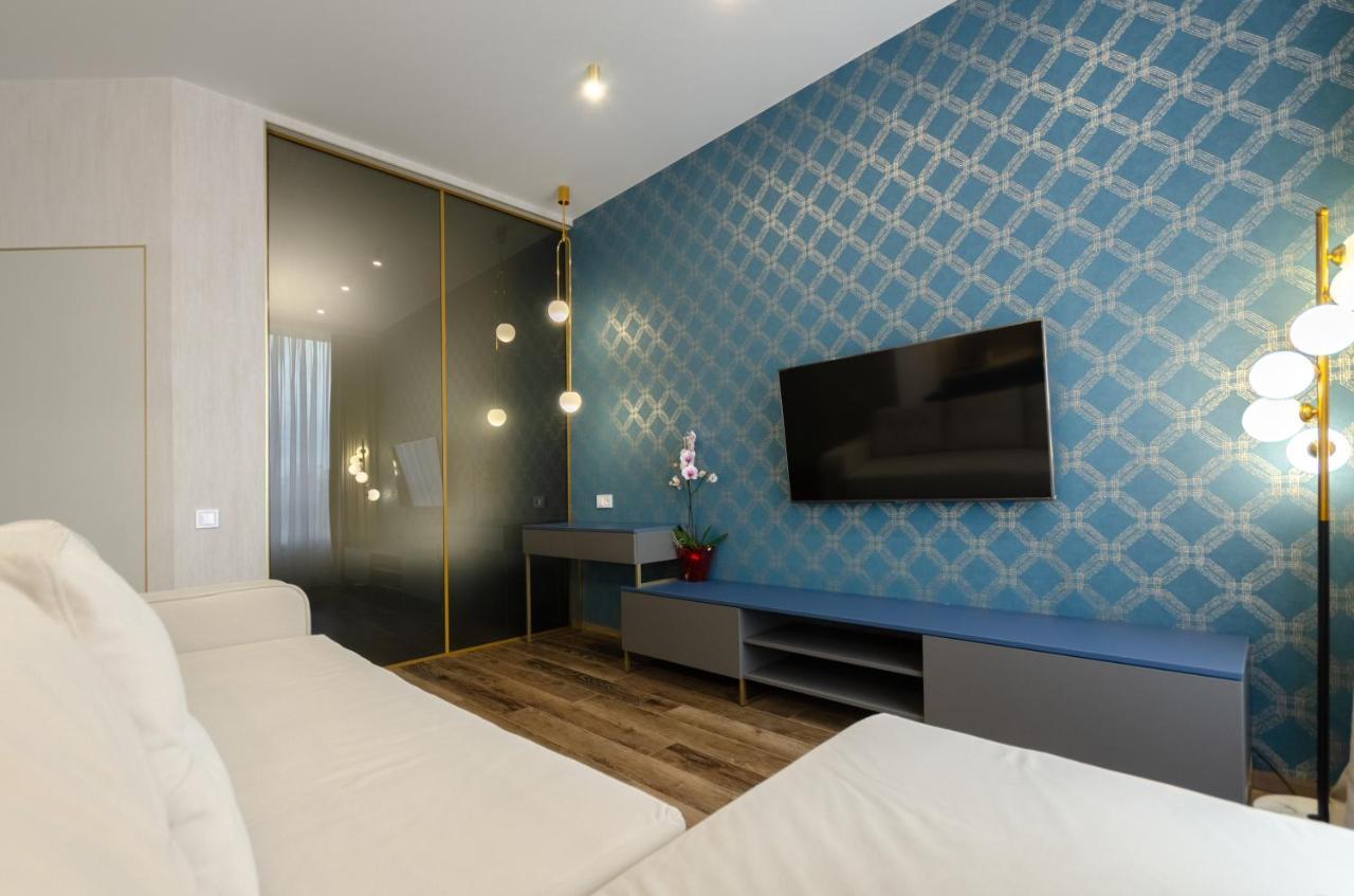 Petrovdom Ж38 In Luxury Apartments At 68 Zhylyanska Street,38 Perlyna Kyiv Exterior photo
