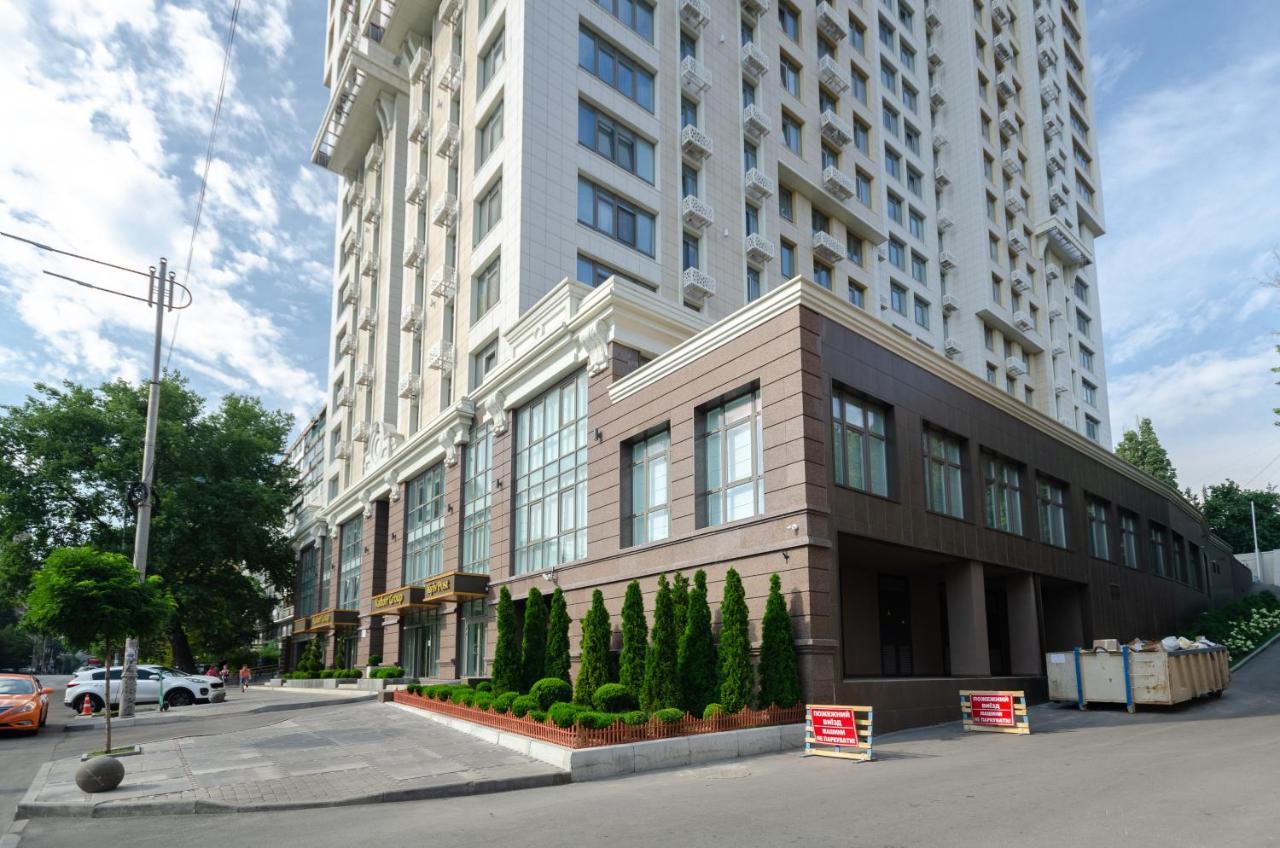 Petrovdom Ж38 In Luxury Apartments At 68 Zhylyanska Street,38 Perlyna Kyiv Exterior photo