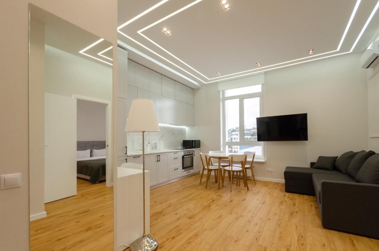 Petrovdom Ж38 In Luxury Apartments At 68 Zhylyanska Street,38 Perlyna Kyiv Exterior photo